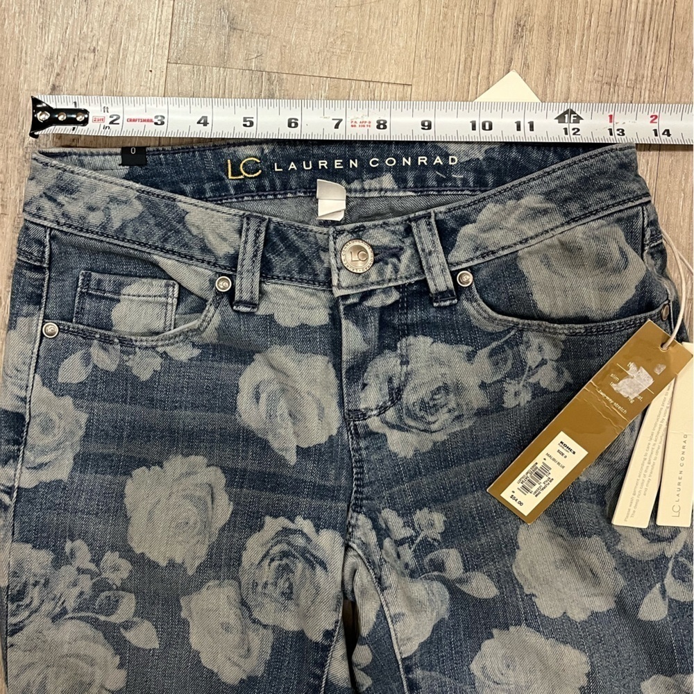 NWT Lauren Conrad Malibu Blue Floral Denim The Pencil Jeans size 0 - Picture 8 of 12